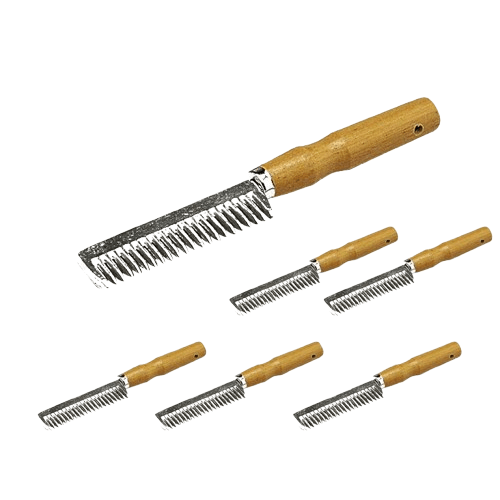 PEINE ALUMINIO CON MANGO MADERA 244073 6uds - Tienda Hípica Online | D’Hispania ®