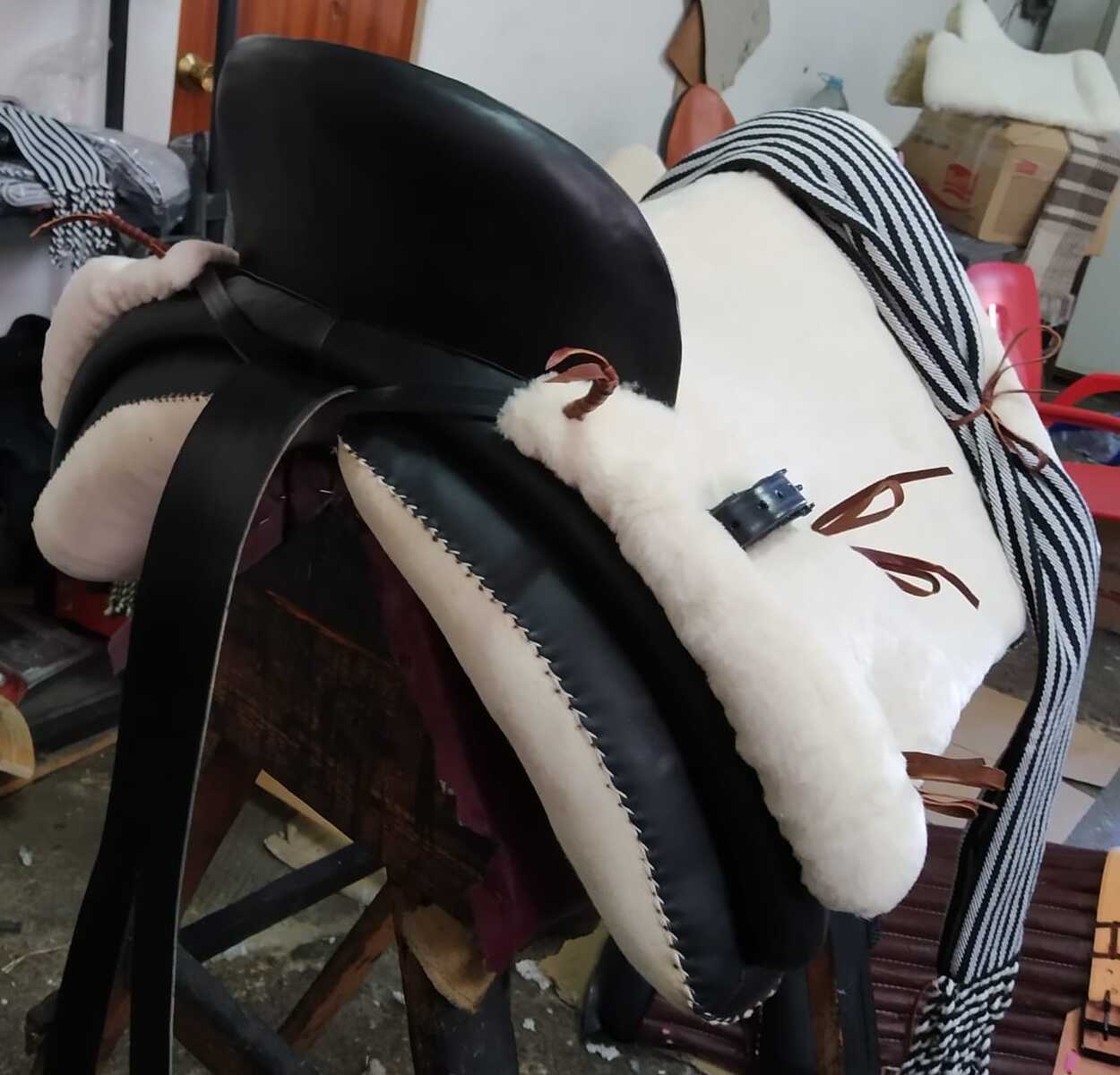 SILLA VAQUERA ECO MOD. ROCIERA - Artesanía Nacional Tradición Comodidad Sostenibilidad España - Tienda Hípica Online | D’Hispania ®