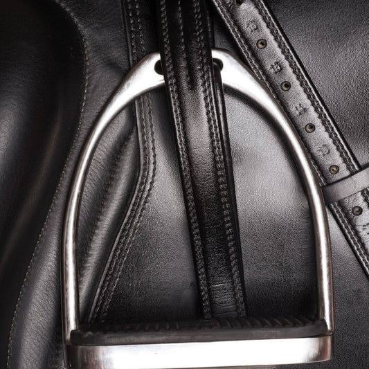 Estribos de Seguridad: Innovación y Protección en la Equitación Moderna - Tienda Hípica Online | D’Hispania ®