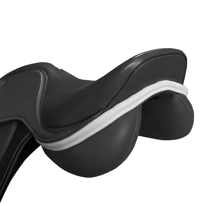 Silla inglesa de salto Salto Pol de Tienda Hípica D'Hispania, con diseño ergonómico y estructura resistente para equitación.