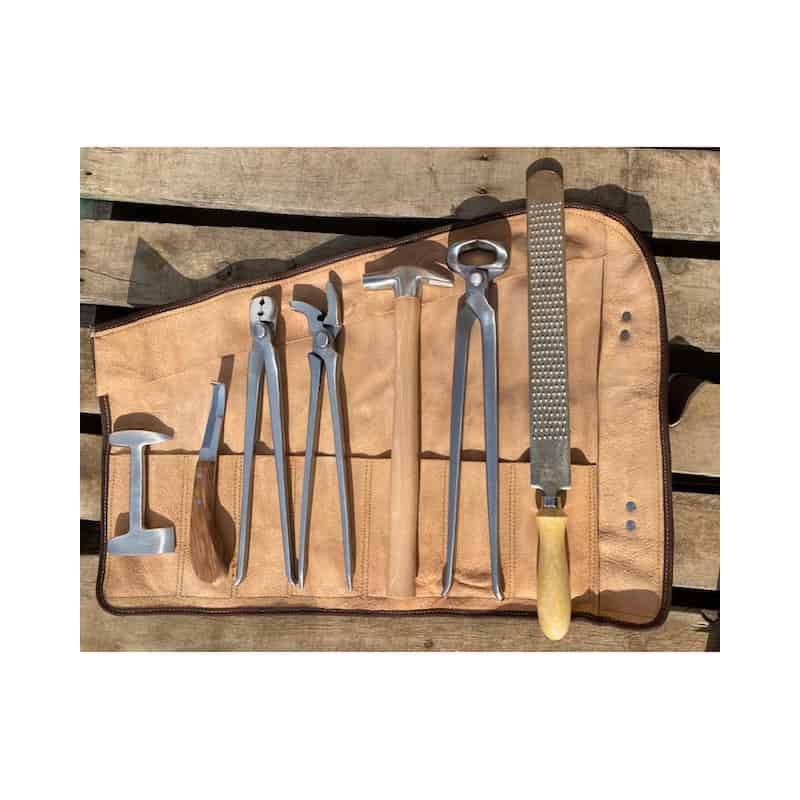 KIT HERRADOR 8 pcs - Tienda Hípica Online | D’Hispania ®