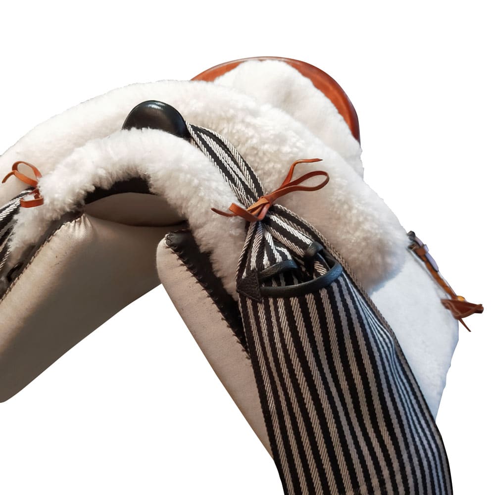 SILLA CASTECUS VAQUERA MODELO REJONEO FIBRA - Tienda Hípica Online | D’Hispania ®
