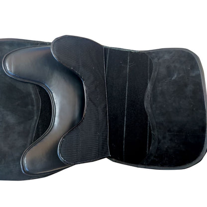 SILLA ESPAÑOLA TREELESS - Sin Armadura Repujada Bastes Multiposición Ajustables - Tienda Hípica Online | D’Hispania ®