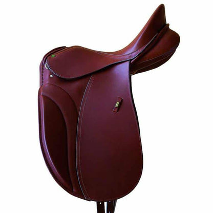 Silla de doma clásica Marjoman Dressage Granada de Tienda Hípica D'Hispania, silla inglesa de doma con asiento y respaldo cómodos.