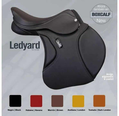 Silla de salto ZALDI Salto Ledyard para equitación, artesana y profesional, con asiento cómodo y estructura resistente.