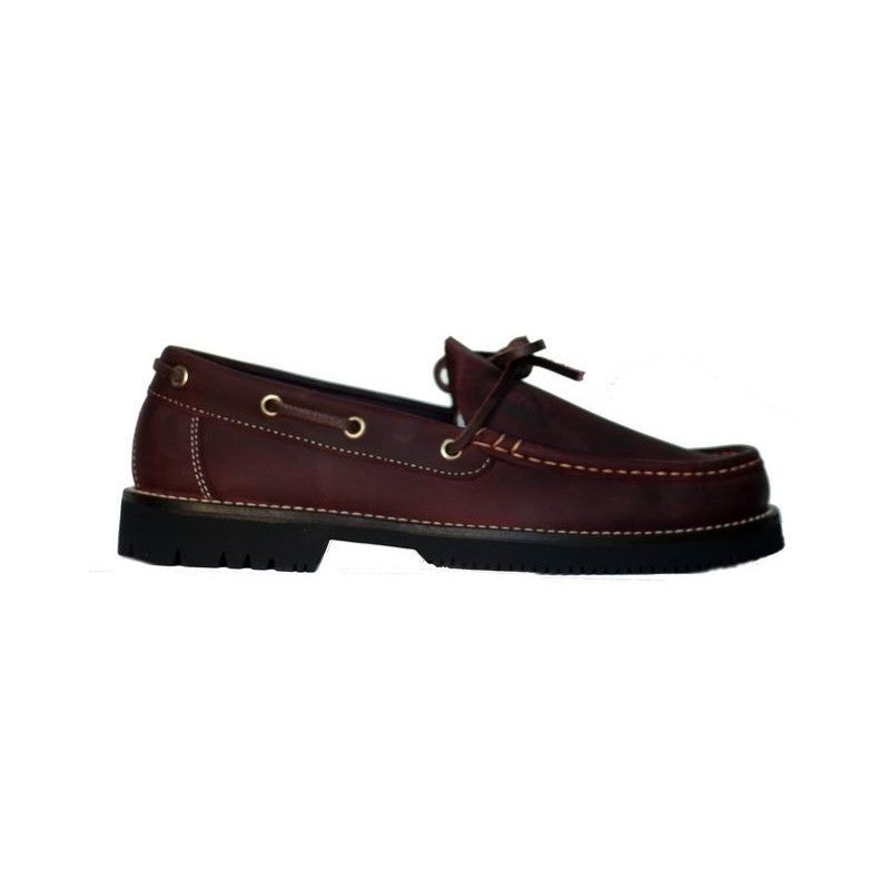 Zapato Comanche de piel rubí con cordones