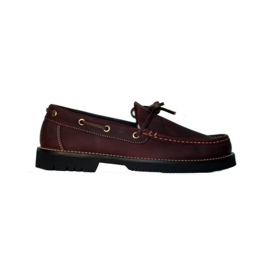 Zapato Comanche de piel rubí con cordones
